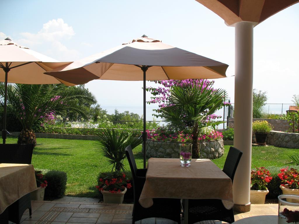 Iris Bed & Breakfast